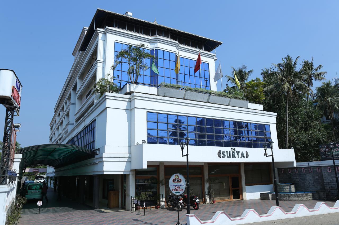 The Surya, Cochin Hotell Angamali Exteriör bild