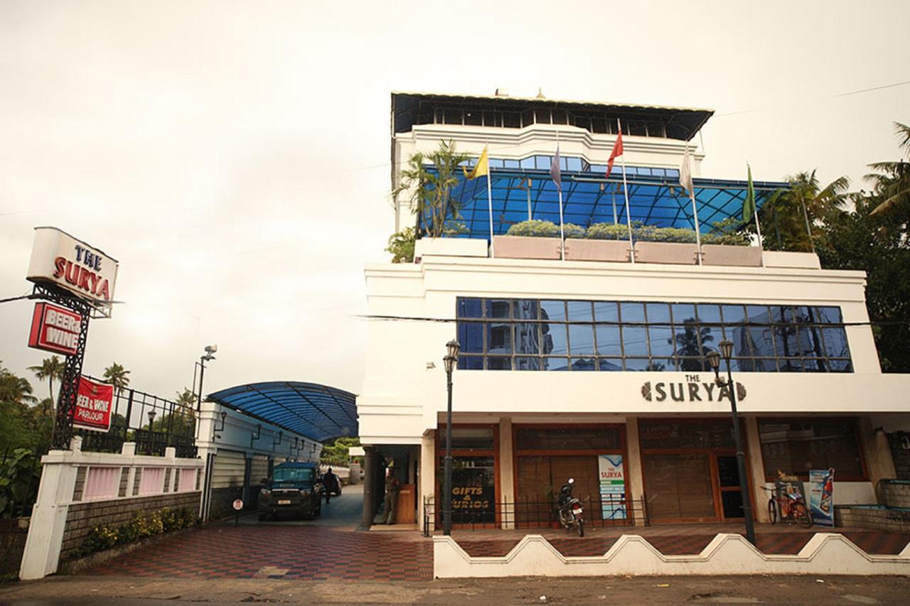The Surya, Cochin Hotell Angamali Exteriör bild